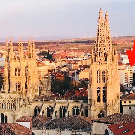 Appartamento Viendo La Catedral Desde Plaza Vega Burgo Esterno foto